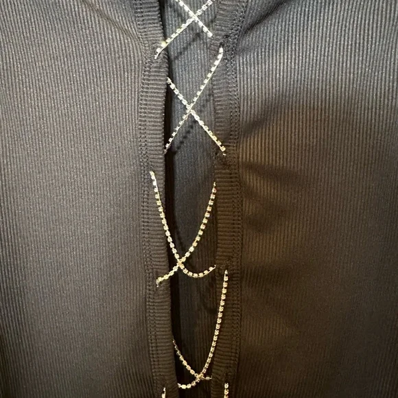 Shein rhinestone crop top - Picture 3 of 4